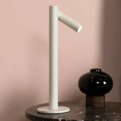 Lámpara de mesa LED recargable Antrim, blanca, 1 luz, IP54, atenuable