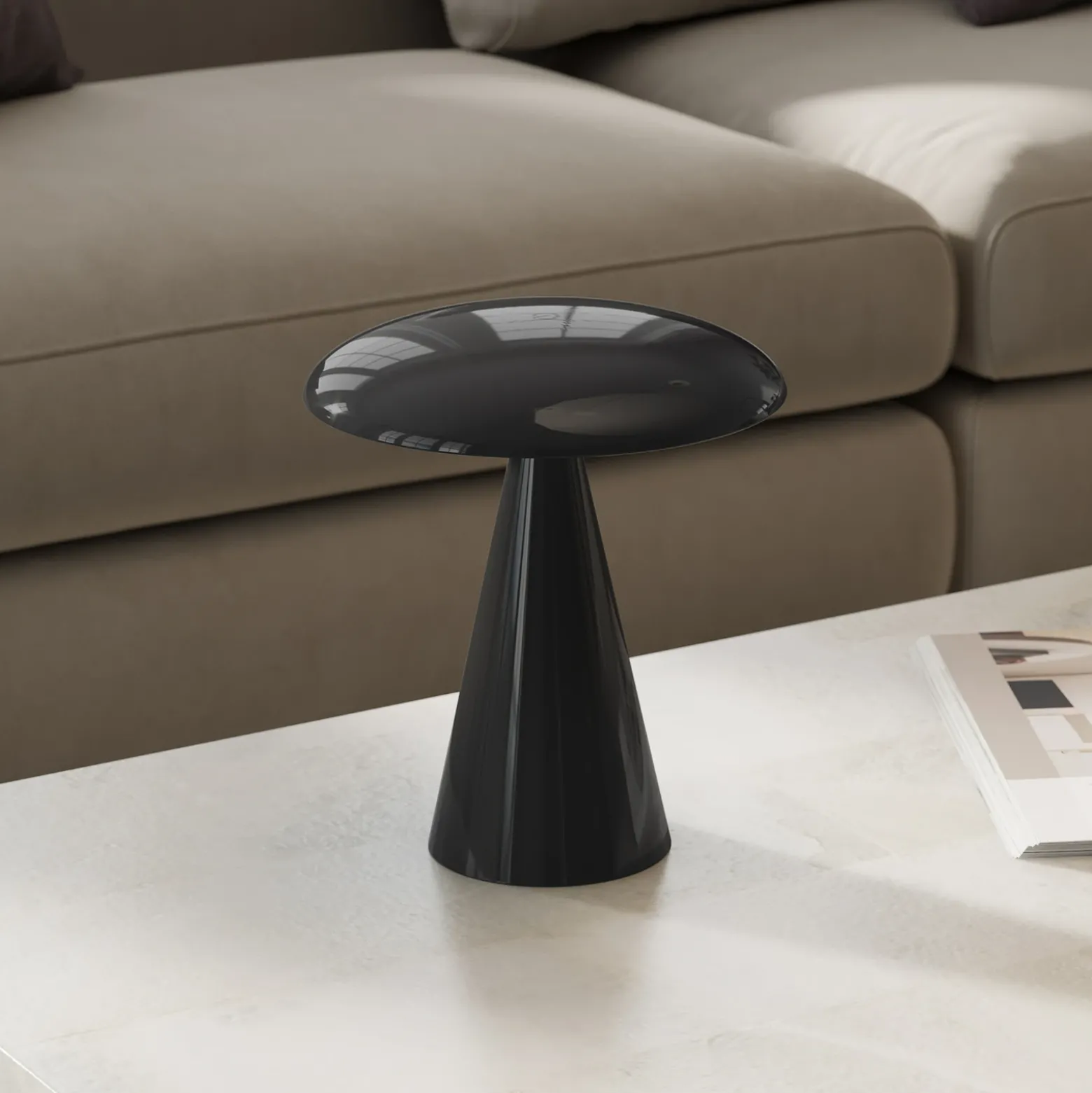 Lámpara de mesa LED recargable Beacon Kinoko, negra, 27 cm, CCT