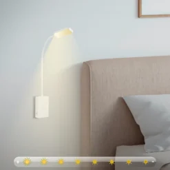 Lámpara de mesa LED recargable Cielo, blanca, altura 56 cm, plástico