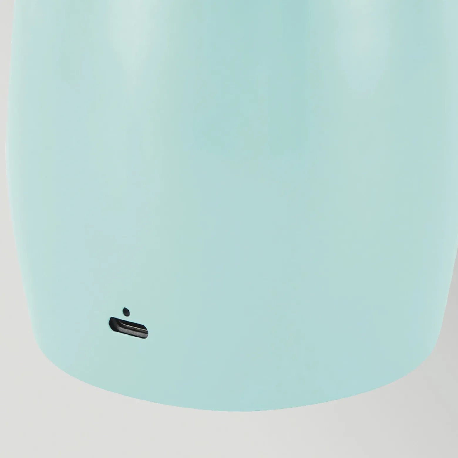 Lámpara de mesa LED recargable Poppy, azul claro, altura 27 cm, metal, atenuable