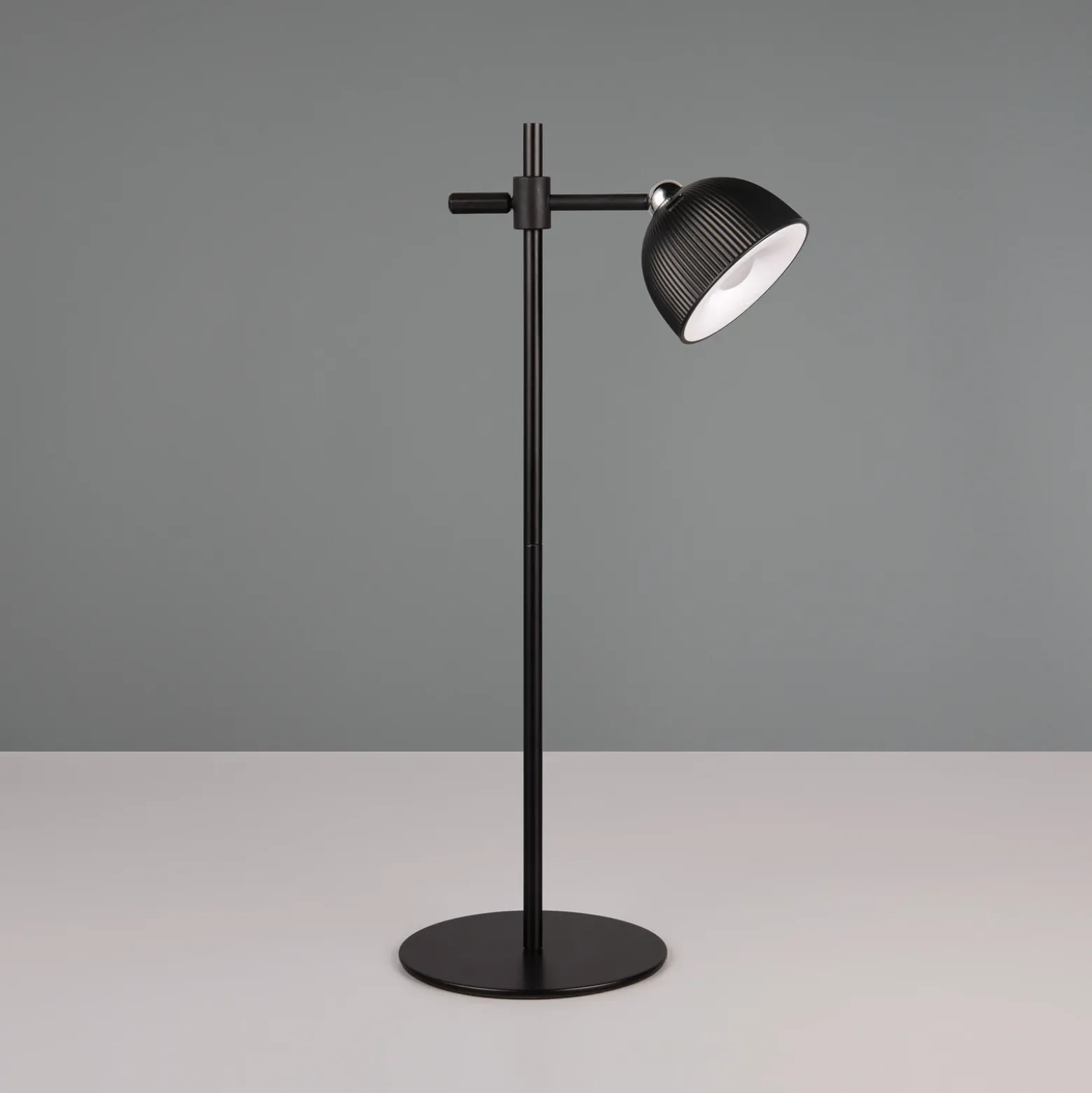 Lámpara de mesa LED recargable Maxima, negra, altura 41 cm, plástico