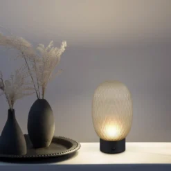 Lámpara de mesa LED recargable Facette, verde, USB, cristal,