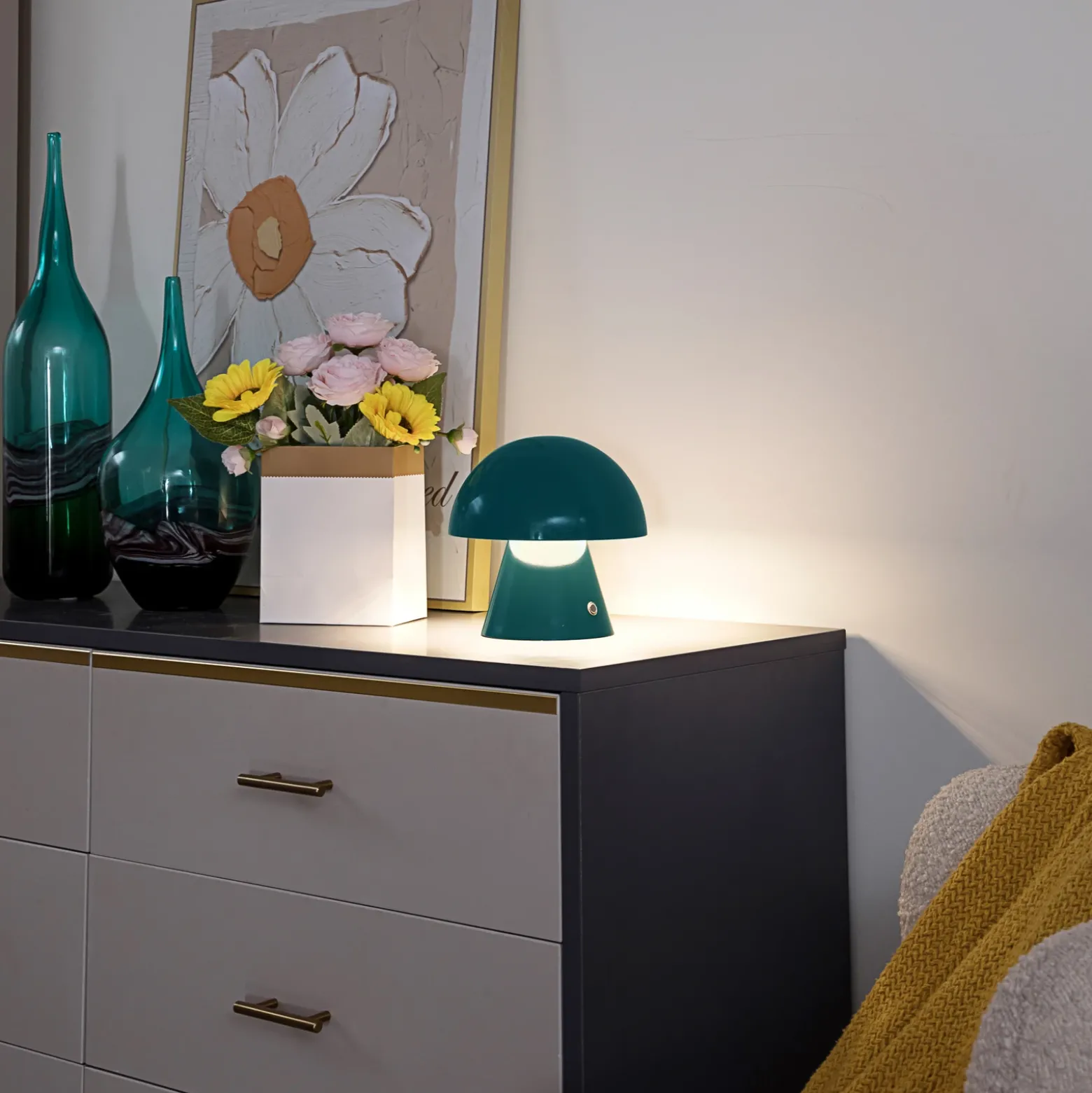 Lámpara de mesa LED recargable Lindby Nevijo, color petróleo, Ø 18 cm, USB,