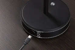Lámpara de mesa LED recargable Paulmann Pellini, negra, luz hacia abajo, CCT
