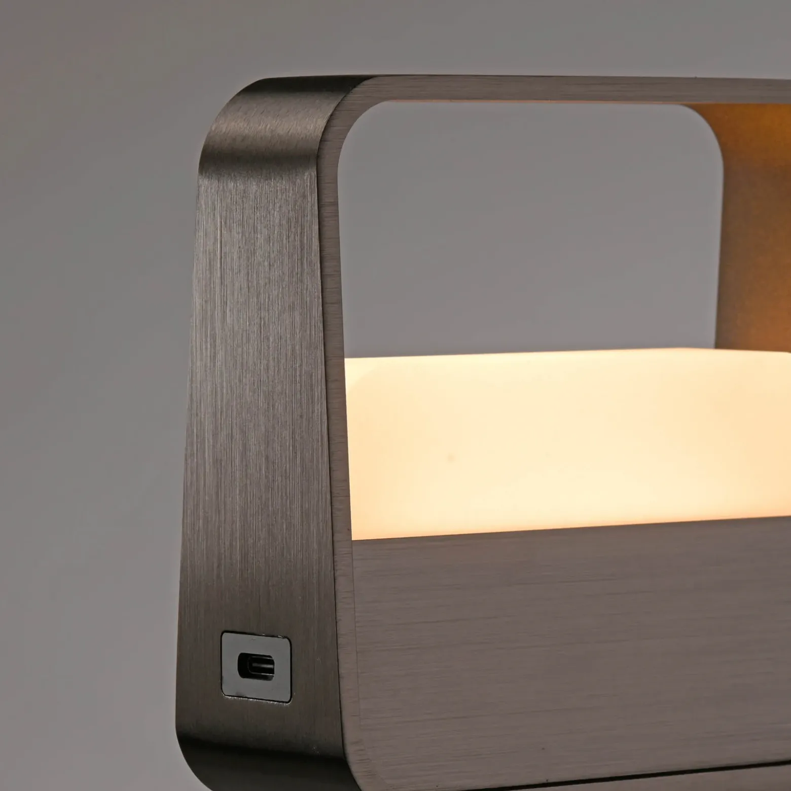 lámpara de mesa LED recargable PURE Go, marrón metalizado oscuro, aluminio