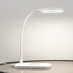 Lámpara de mesa LED Siona de Lindby, blanca, CCT, atenuable, estación de carga