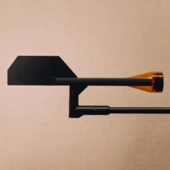 lámpara de mesa LED Stilnovo Halley, negra, saliente 100 cm