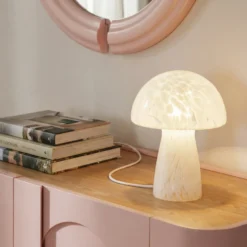 Lámpara de mesa Lindby Hubi, blanca, cristal, Ø 22 cm, forma de seta
