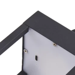 Lámpara de mesa Lindby LED recargable Iruna, negra, metal, 27cm, atenuable.