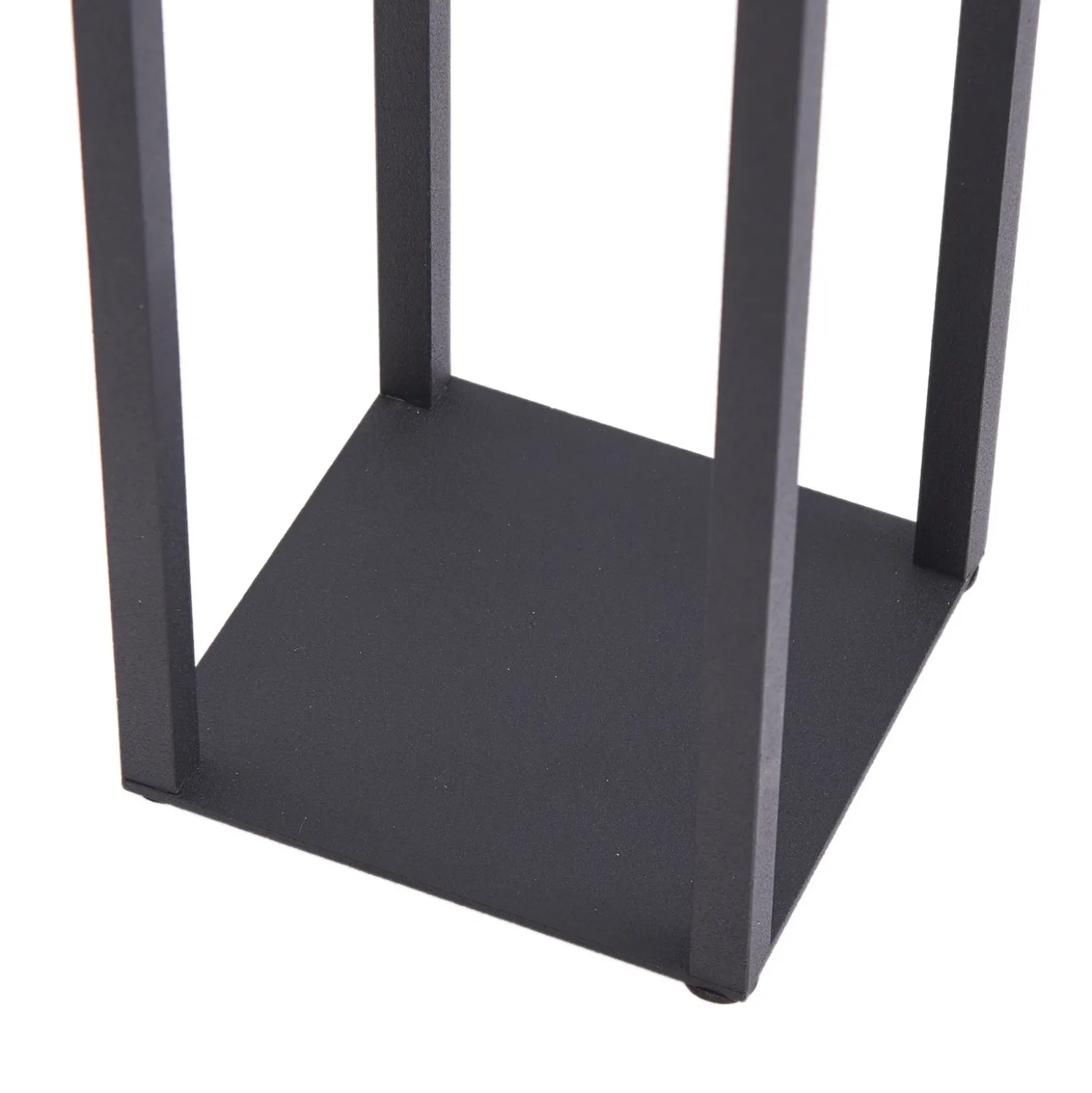 Lámpara de mesa Lindby LED recargable Iruna, negra, metal, 27cm, atenuable.
