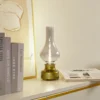 Lámpara de mesa Lindby LED recargable Maxentius, verde, cristal, atenuador