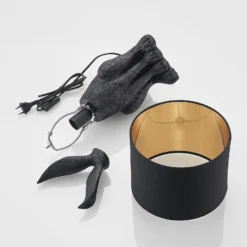 Lámpara de mesa Lindby Lorentina, 56 cm, conejo, negro, textil
