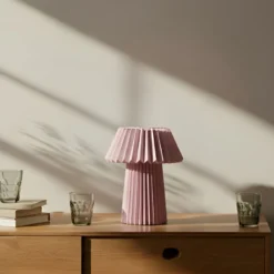 Lámpara de mesa Lindby Magali, rosa, papel, Ø 34 cm, E14