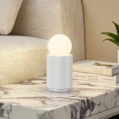 Lámpara de mesa Lindby Nielson, blanca, altura de la pantalla 8,5 cm, yeso