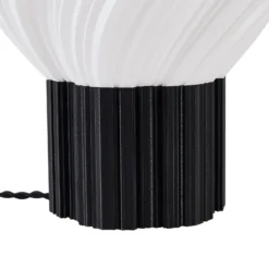 Lámpara de mesa Lindby Nuvia, altura 39,1 cm, blanca, impresión 3D