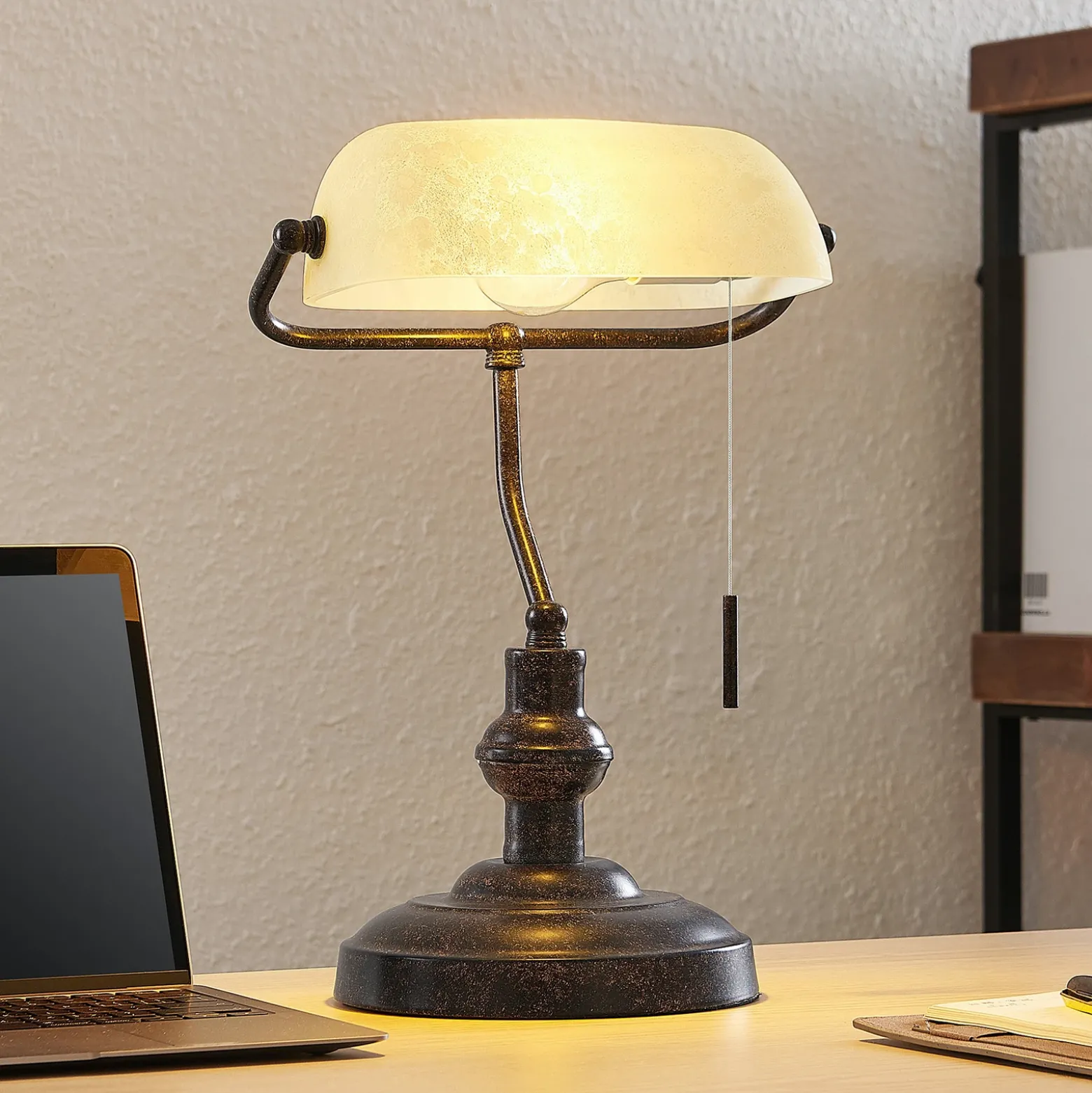 Lámpara de mesa Lindby Profina, 39 cm, marrón óxido, acero