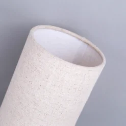 Lámpara de mesa Lindby Ronja, altura 26 cm, color crema, textil
