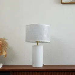 Lámpara de mesa Lindby Sorscha, blanca, hierro, Ø 26 cm