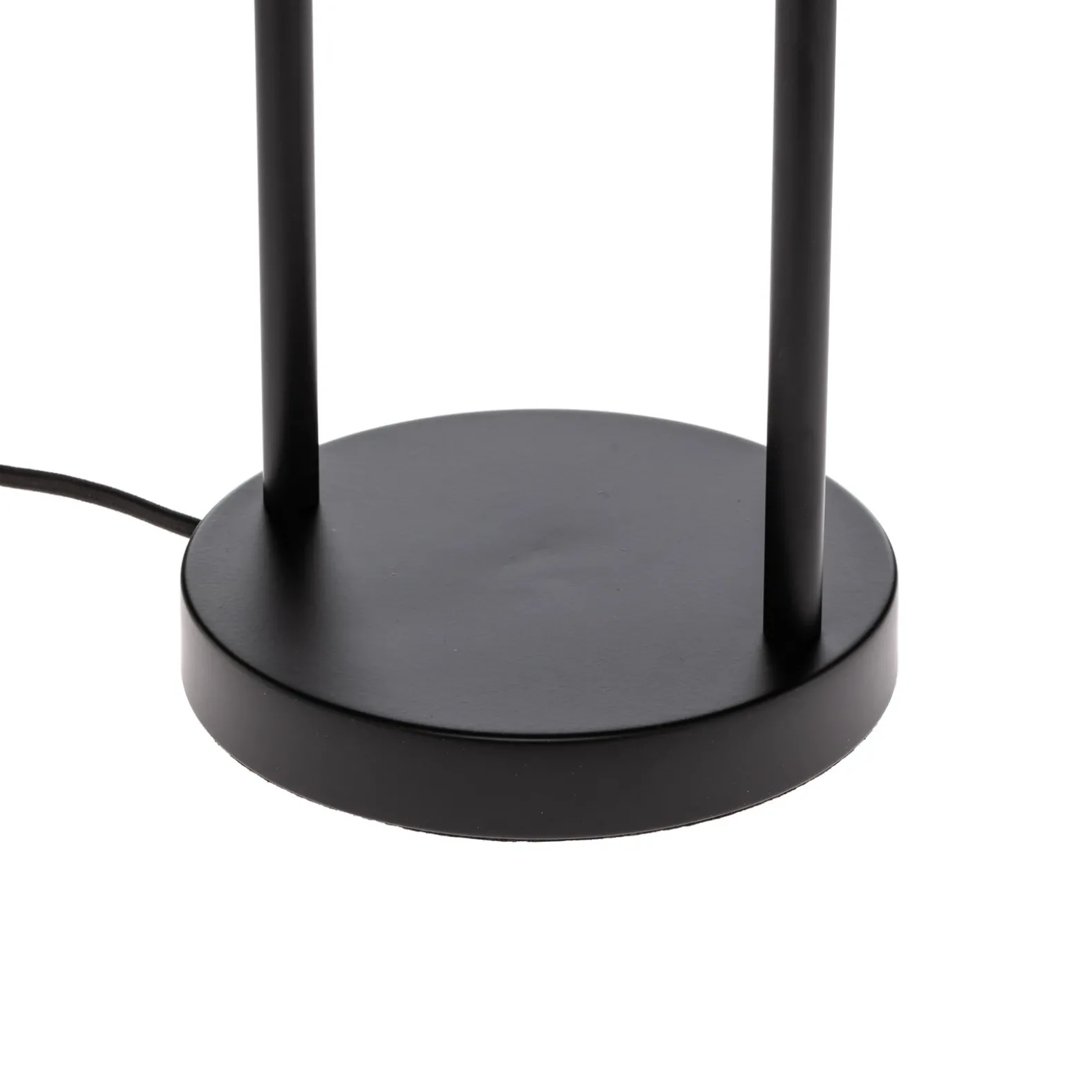 Lámpara de mesa Lindby Yaelle, 50 cm de altura, ratán, negro, E27