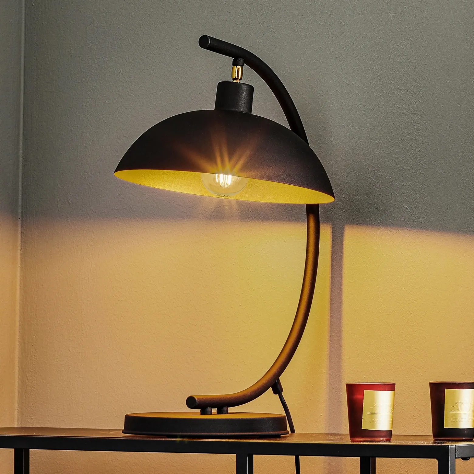 Lámpara de mesa 1036, 1 luz, negro-dorado