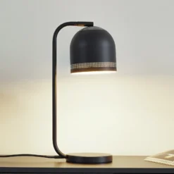 Lámpara de mesa Nola Oura, negra, altura 45 cm, hierro, E14
