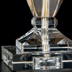 Lámpara de mesa Pokal con cristal oro/crema