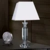 Lámpara de mesa Pokal con cristal cromo/blanco
