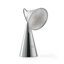 Lámpara de mesa recargable LED Pose de Tom Dixon, color plateado, altura 25 cm