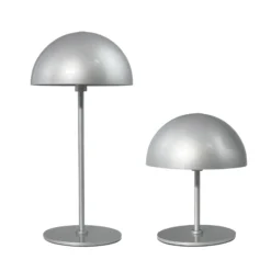 Lámpara de mesa recargable LED Along de Dyberg Larsen, plateada, juego de 2