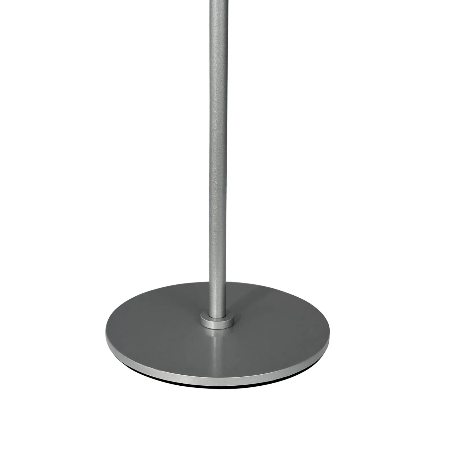 Lámpara de mesa recargable LED Along de Dyberg Larsen, plateada, juego de 2
