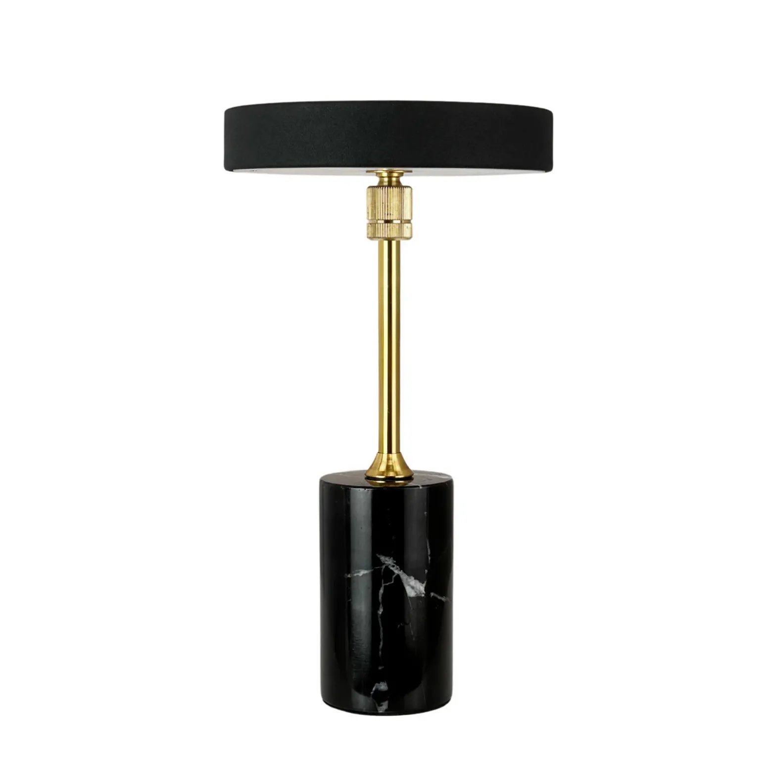 Lámpara de mesa recargable LED Starlight de Dyberg Larsen, negro/latón