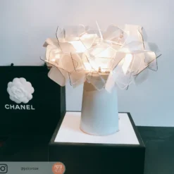 Lámpara de mesa recargable LED Slamp Clizia, gris humo, atenuable