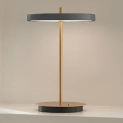 Lámpara de mesa recargable LED UMAGE Asteria Move antracita/latón 31 cm