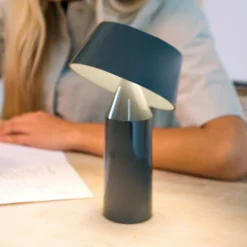 Lámpara de mesa recargable LED MARSET Bicoca, color antracita