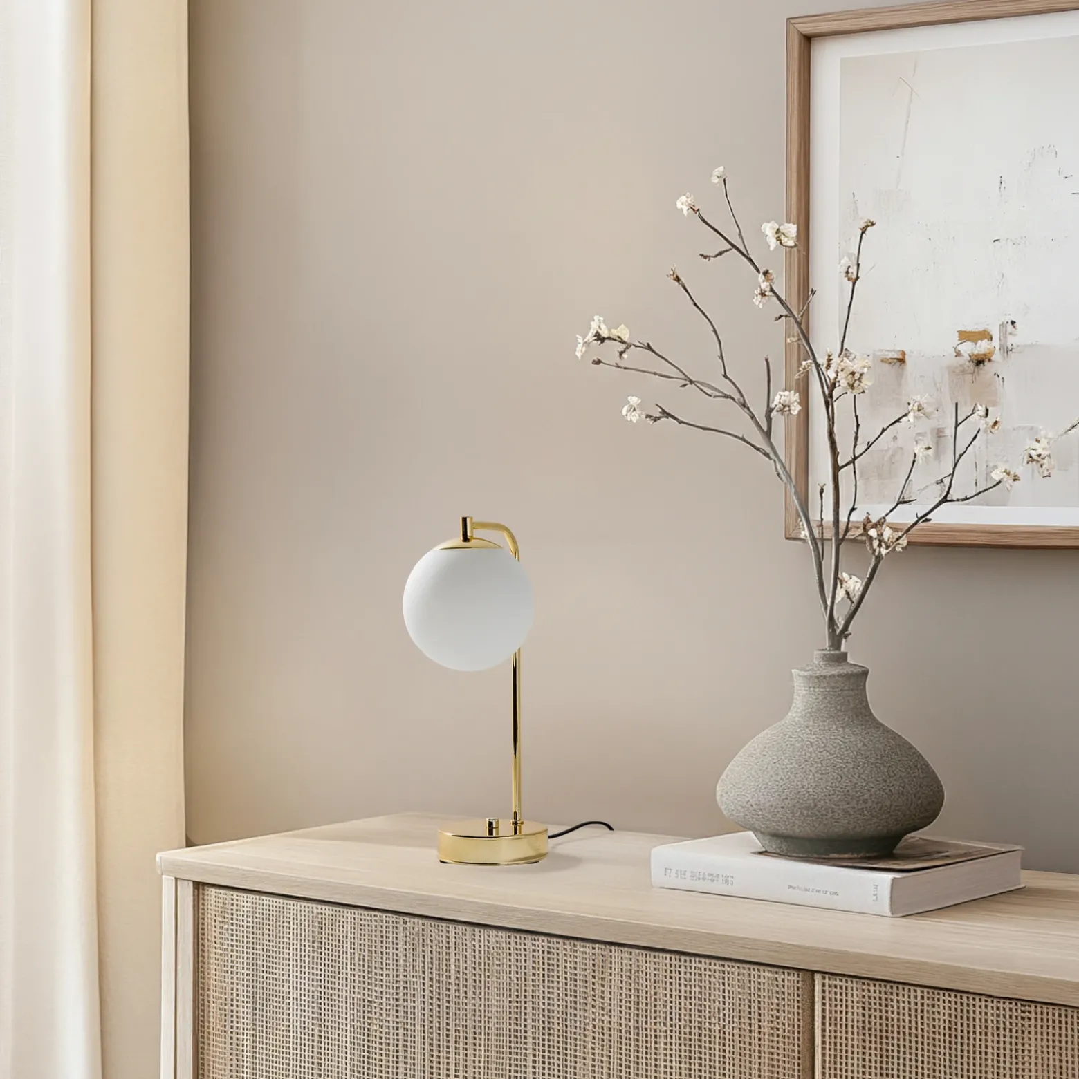 Lámpara de mesa Rico, cristal/metal, dorado/blanco, altura 36 cm