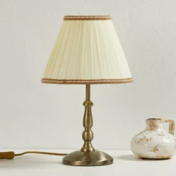 Lámpara de mesa ROSELLA de 40 cm de altura