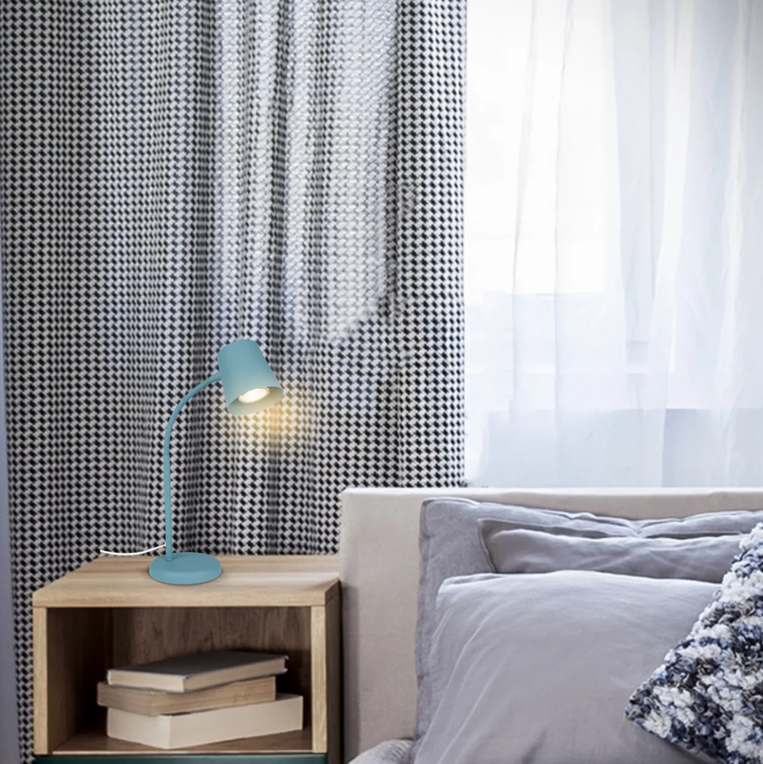 Lámpara de mesa Skriva, portalámpara GU10, azul paloma