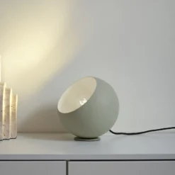 Lámpara de mesa Solomia de Lindby, verde, hierro, Ø 20 cm