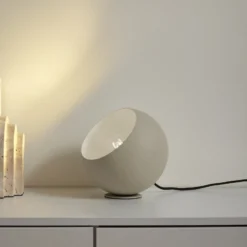 Lámpara de mesa Solomia de Lindby, beige, hierro, Ø 20 cm