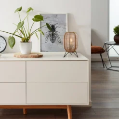 Lámpara de mesa Tanah con bambú