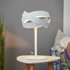 Lámpara de mesa Tornado de atractivo diseño