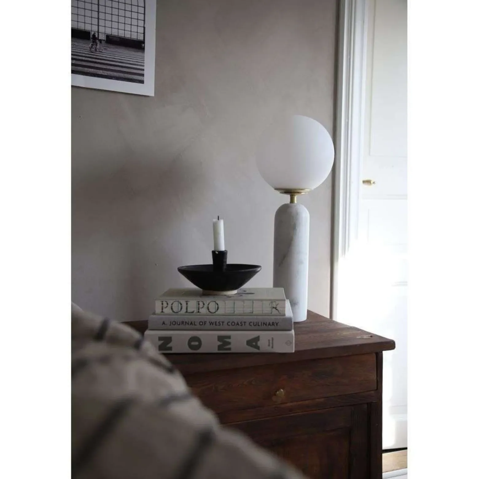 Lámpara de mesa Torrano de Globen Lighting, blanca, altura 53 cm