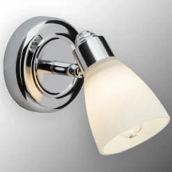 Lámpara de pared Kensington cromada con IP44