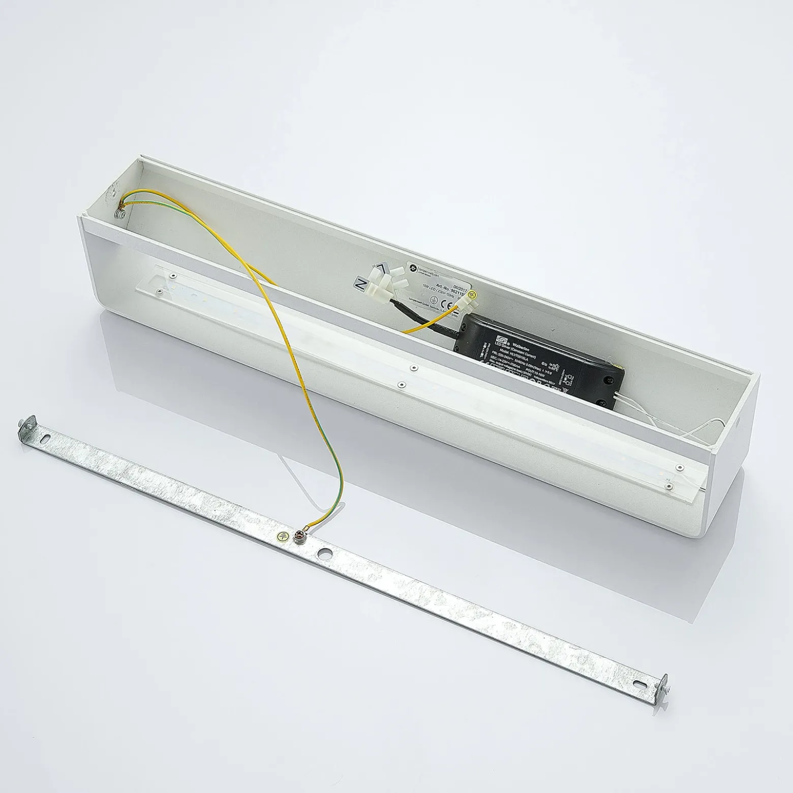 Lámpara de pared LED Lonisa de agradable luz