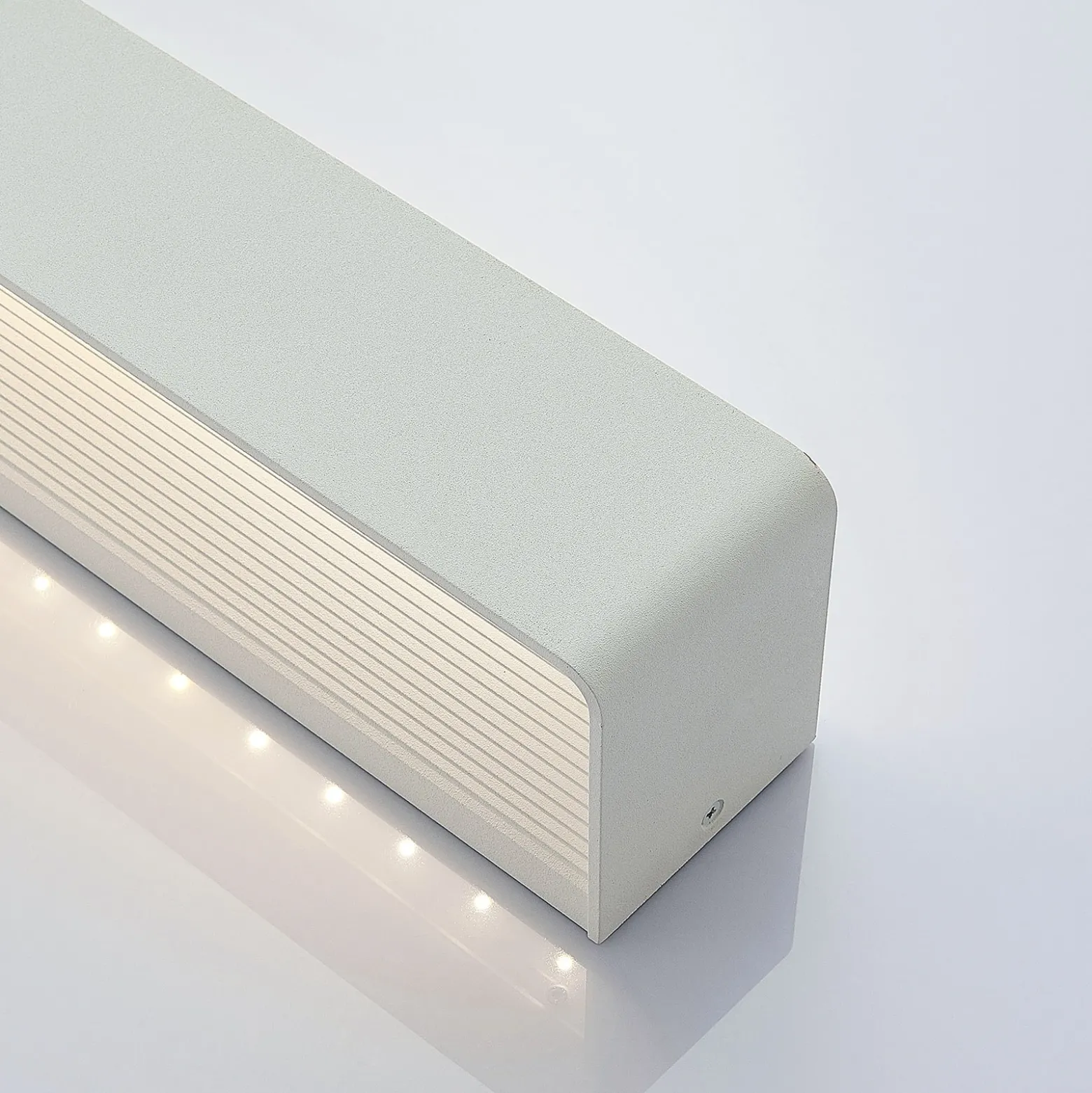 Lámpara de pared LED Lonisa de agradable luz