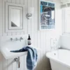 Lámpara de pared para baño Huguenot Lake, 1 brazo