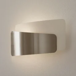 Lámpara de pared Slane de forma asimétrica