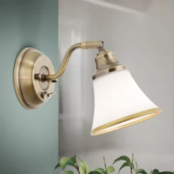 Lámpara de pared TILDA clásica, cabezal ajustable