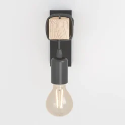 Lámpara de pared Townshend con elemento de madera