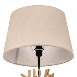 Lámpara de pie Agar con pantalla de tela y elemento de madera